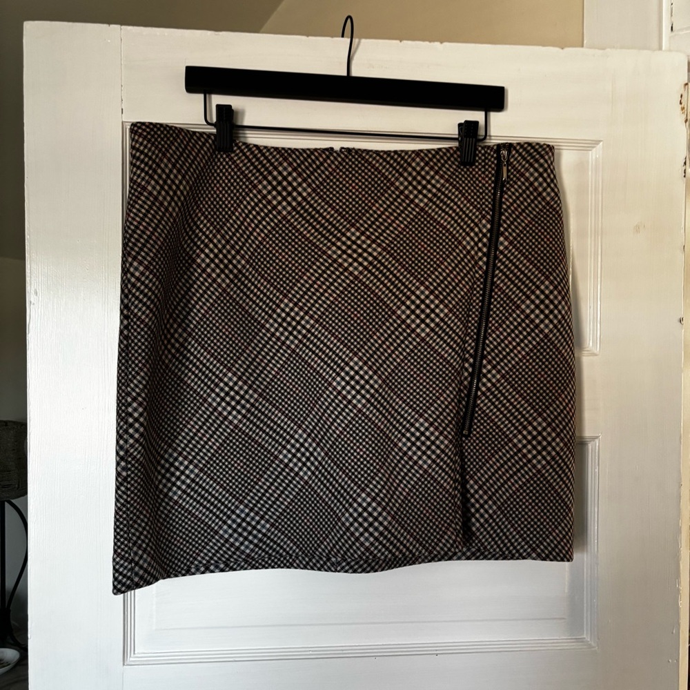 White House Black Market Plaid Zipper Skirt